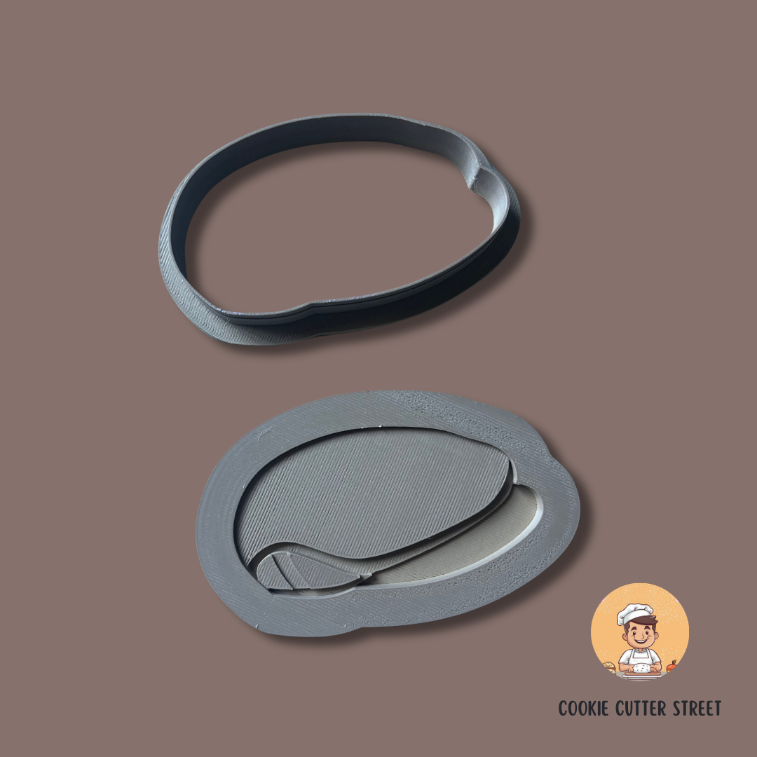An Only Fools and Horses-themed cookie cutters and icing embossers, featuring Del Boy’s flat cap