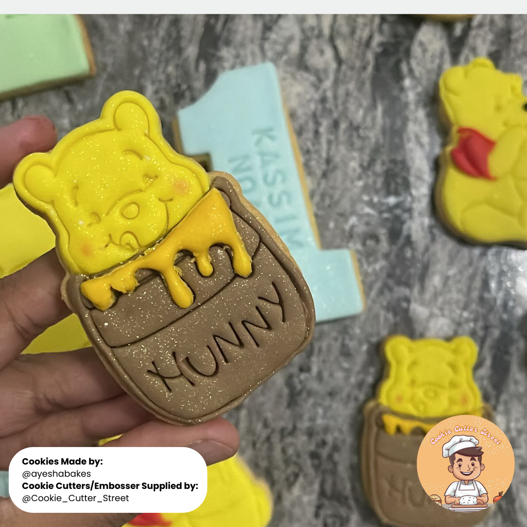Fun Winnie The Pooh Themed Cutters & Icing Embossers For Cookies & Cupcake Toppers